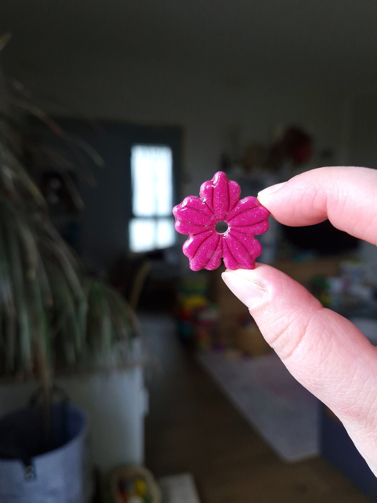 Pampilles Fushia pailletté 🎀 (sans créoles) finition brillante.