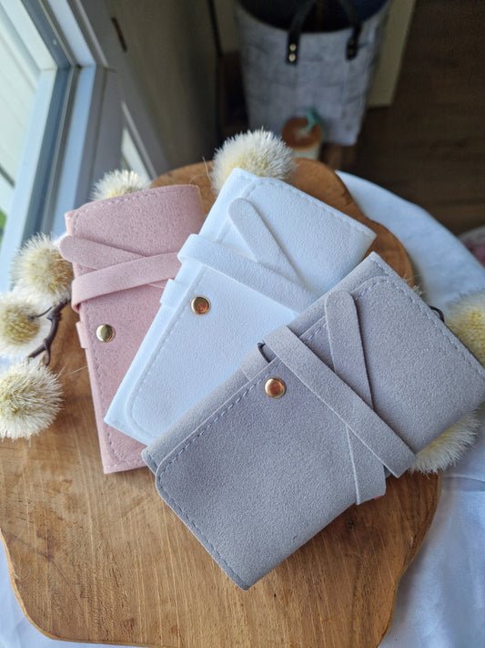 Pochettes à bijoux.